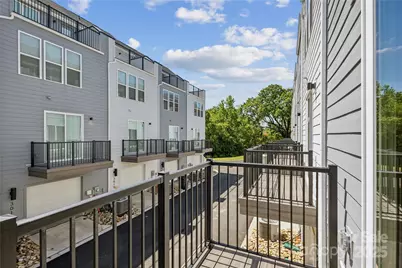 2013 Clarksdale Drive #38, Charlotte, NC 28206 - Photo 4