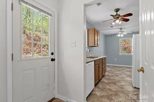 66 Avondale Heights Rd, Asheville, NC 28803 - Photo 16