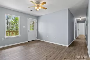 66 Avondale Heights Rd, Asheville, NC 28803 - Photo 12