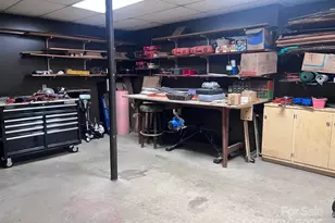 231 Davis Dr, Morganton, NC 28655 - Photo 26