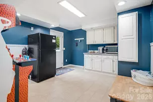 101 McFalls Rd, Asheville, NC 28805 - Photo 30