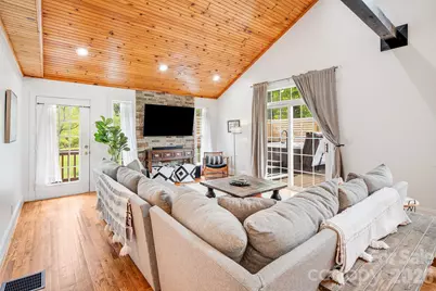 101 McFalls Road, Asheville, NC 28805 - Photo 4