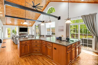 101 McFalls Road, Asheville, NC 28805 - Photo 4
