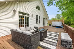 101 McFalls Rd, Asheville, NC 28805 - Photo 34