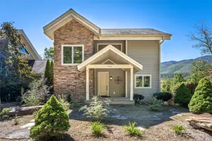 284 Mount Mitchell Dr, Burnsville, NC 28714 - Photo 1