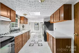 4 Peaceful Ln, Fletcher, NC 28732 - Photo 6