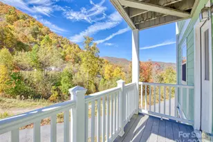 12 Lila Ln, Leicester, NC 28748 - Photo 2