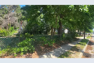 236 S Patterson Street, Maxton, NC 28364 - Photo 2