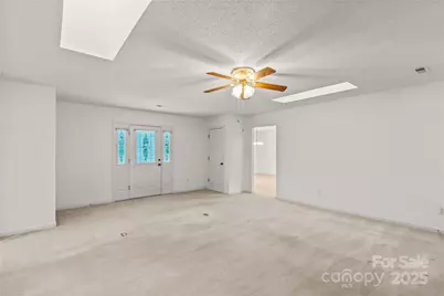 115 Three Oaks Lane, Statesville, NC 28677 - Photo 8