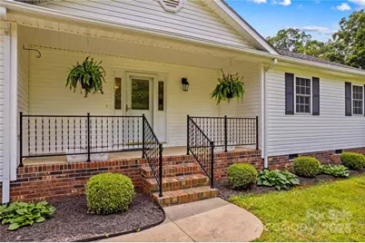 115 Three Oaks Lane, Statesville, NC 28677 - Photo 2