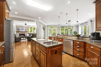 14 Larue Court, Biltmore Lake, NC 28715 - Photo 8