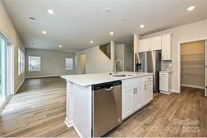 2159 Sunflower Circle, Newton, NC 28658 - Photo 6