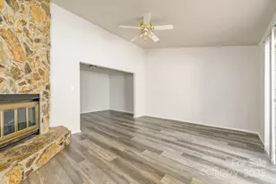 7129 Stonington Ln, Charlotte, NC 28227 - Photo 8