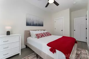 25 Nelon Rd, Asheville, NC 28804 - Photo 18