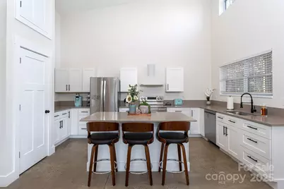 25 Nelon Road, Asheville, NC 28804 - Photo 8