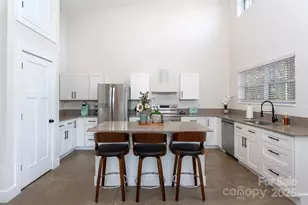 25 Nelon Rd, Asheville, NC 28804 - Photo 8