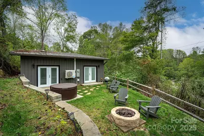 25 Nelon Road, Asheville, NC 28804 - Photo 2