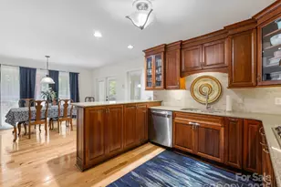 17501 Youngblood Rd, Charlotte, NC 28278 - Photo 8