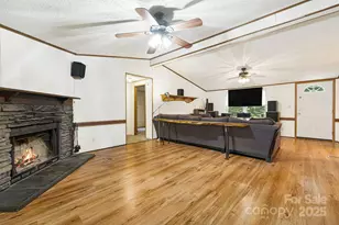 15 Robin Ln, Asheville, NC 28806 - Photo 10