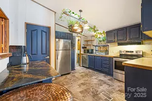 15 Robin Ln, Asheville, NC 28806 - Photo 12