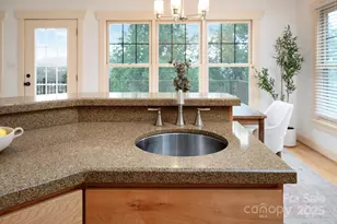 20 Grandview Dr, Asheville, NC 28806 - Photo 14