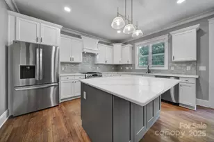 5633 Open Book Ln, Charlotte, NC 28270 - Photo 16