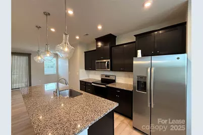 1110 Keydet Drive, Charlotte, NC 28216 - Photo 6