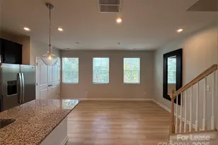 1110 Keydet Dr, Charlotte, NC 28216 - Photo 8