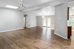 88 Star Point Dr, Hendersonville, NC 28792 - Photo 10