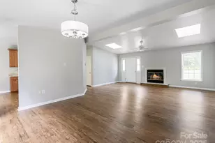 88 Star Point Dr, Hendersonville, NC 28792 - Photo 6