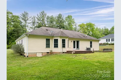 88 Star Point Drive, Hendersonville, NC 28792 - Photo 32