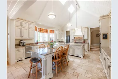 2921 N Pacolet Road N, Landrum, SC 29356 - Photo 4