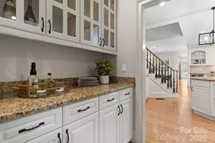 4429 Cameron Oaks Dr, Charlotte, NC 28211 - Photo 12