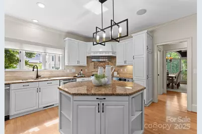 4429 Cameron Oaks Drive, Charlotte, NC 28211 - Photo 14