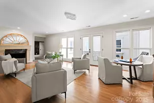 4429 Cameron Oaks Dr, Charlotte, NC 28211 - Photo 32