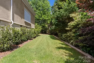 4429 Cameron Oaks Dr, Charlotte, NC 28211 - Photo 46