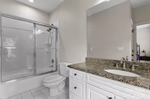 4429 Cameron Oaks Dr, Charlotte, NC 28211 - Photo 36