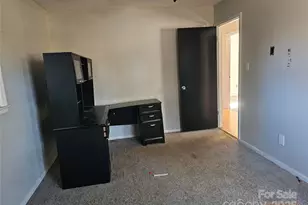 1700 Old Towne Ct, Charlotte, NC 28217 - Photo 8