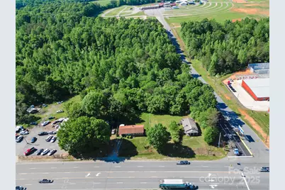 1123 US 70 Highway, Newton, NC 28658 - Photo 2