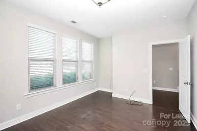 2633 Statesville Avenue, Charlotte, NC 28206 - Photo 6