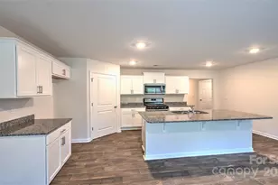 75 Creekwalk Ln, Waynesville, NC 28785 - Photo 4