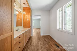 426 Vanderbilt Rd, Asheville, NC 28803 - Photo 24