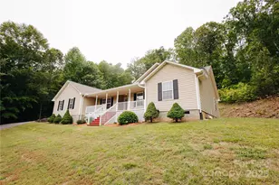 207 Lakeview Dr, Marion, NC 28752 - Photo 18