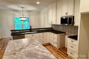 435 Soquili Dr, Brevard, NC 28712 - Photo 10