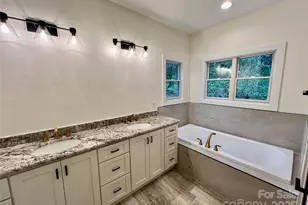 435 Soquili Dr, Brevard, NC 28712 - Photo 18