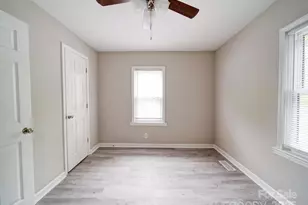 2123 W 6th Ave, Gastonia, NC 28052 - Photo 16