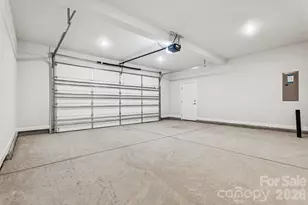 908 Westminster Dr, Statesville, NC 28677 - Photo 32