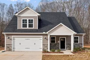 908 Westminster Dr, Statesville, NC 28677 - Photo 1