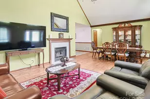 20 Brooks Cove Rd, Candler, NC 28715 - Photo 14