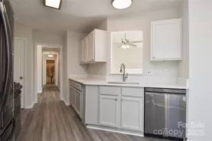 330 Kilmer Ln, Mooresville, NC 28115 - Photo 8